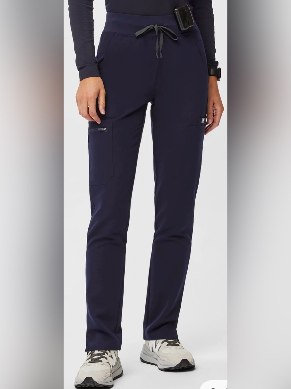 Figs Yola skinny scrub pants